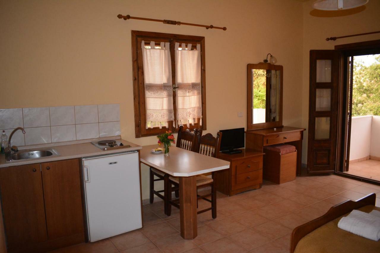 Ellinospito Apartment Axos Bagian luar foto